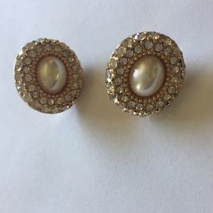 Ladies earrings
